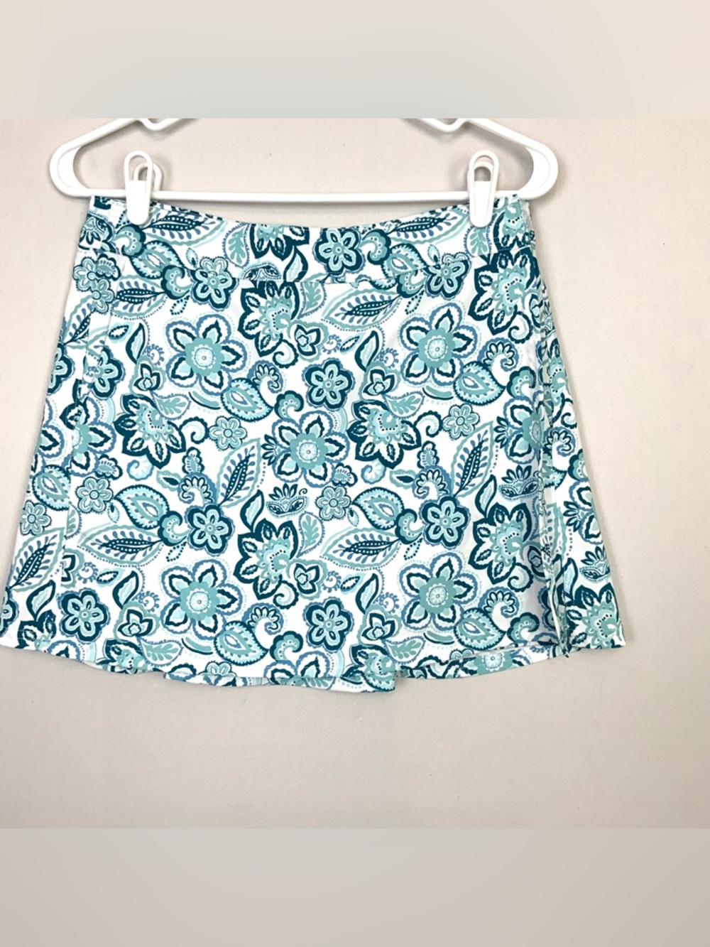 Rip Skirt Hawaii Sz Small Sea Glass Floral Paisley Blue Green Skirt Beach Sports